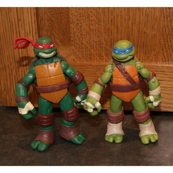2012 Teenage Mutant Ninja Turtles 4.5" Figure TMNT Leonardo Raphael Lot Of 2 - Picture 1 of 8